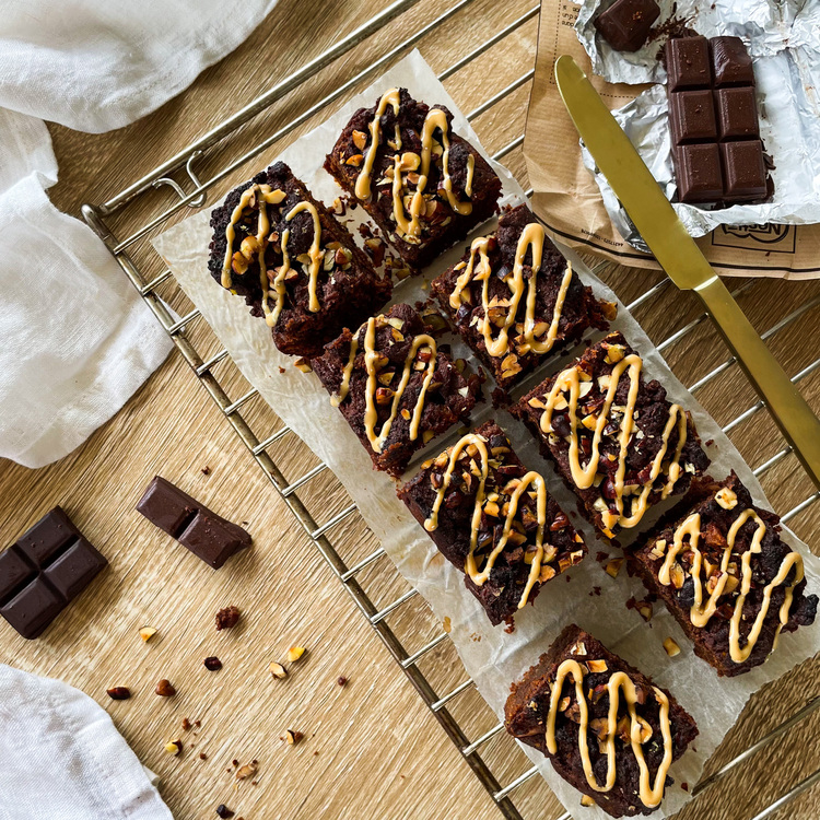 Brownie à la patate douce et au beurre de cacahuète